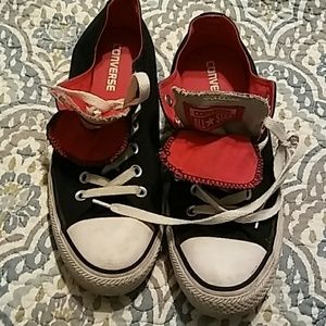 Converse tennis shoes